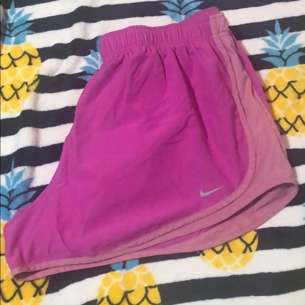 Nike Dry Tempo Shorts